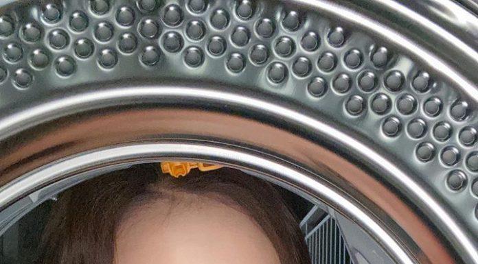 chụp ảnh với máy giặt